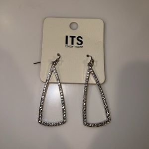 NWT Drop Earrings